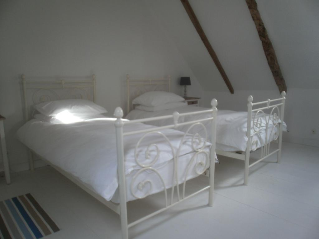 Gites Du Manoir Runan 外观 照片