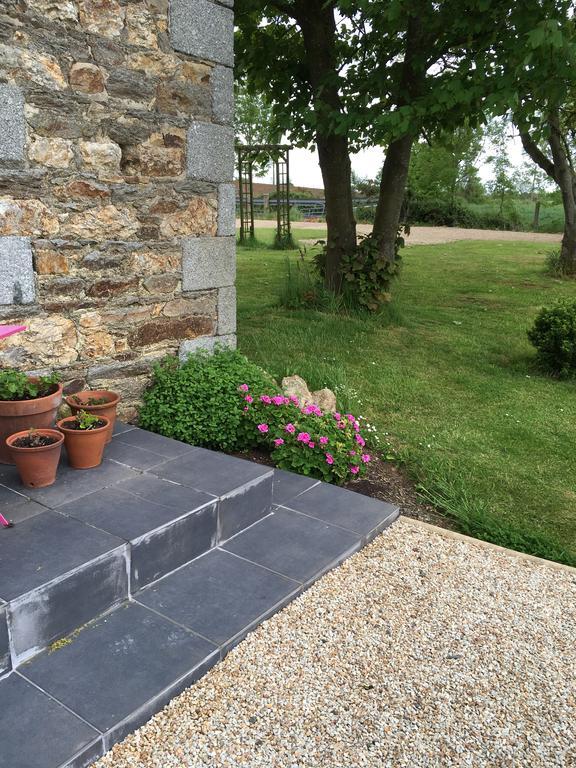Gites Du Manoir Runan 外观 照片
